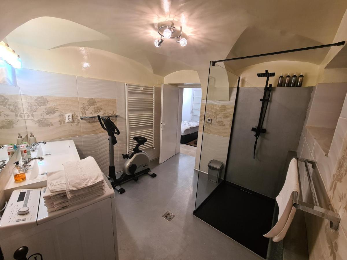 Casa Graef Lägenhet Braşov Exteriör bild